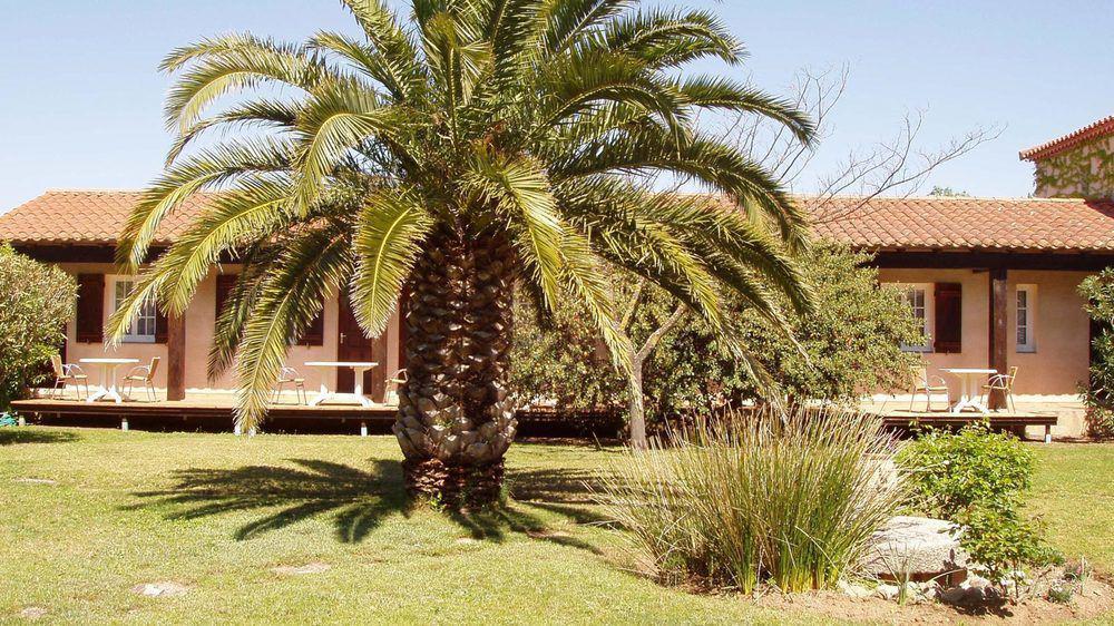 Logis Hotel Le Relais Du Val D'Orbieu Ornaisons Exterior foto